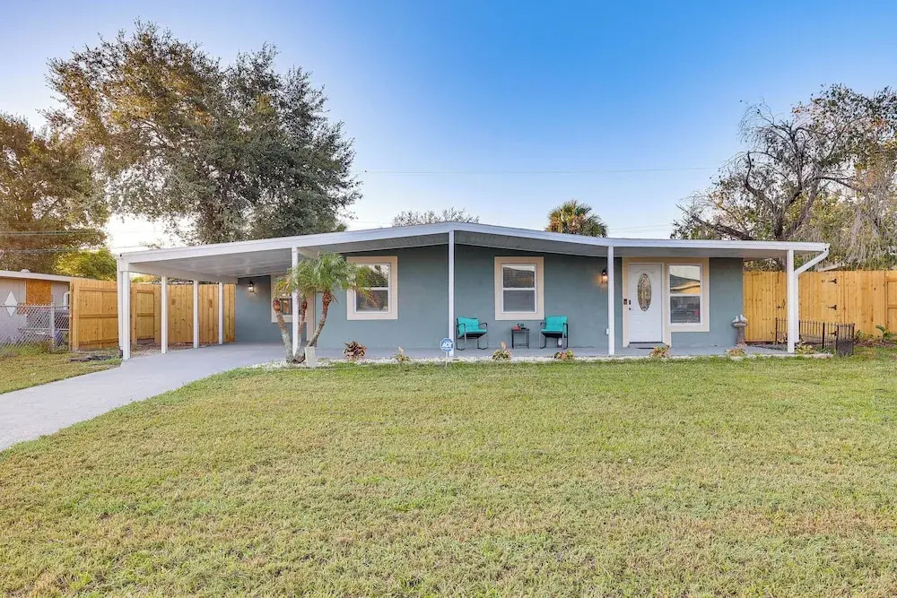 3 Mi to Apollo Beach Preserve: Family Retreat!