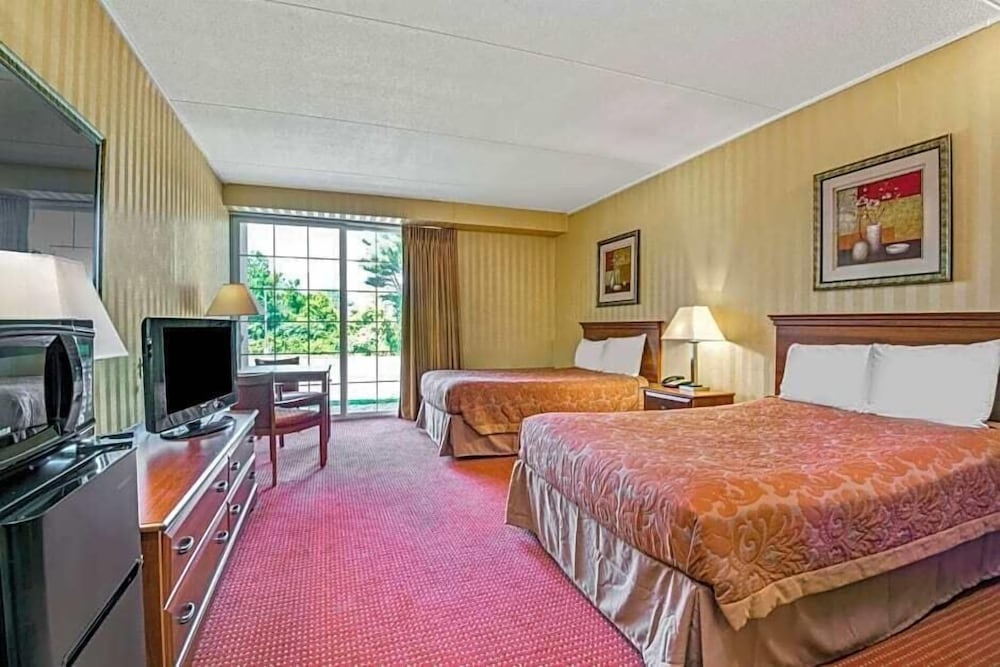 Super 8 Hartford South Rocky Hill