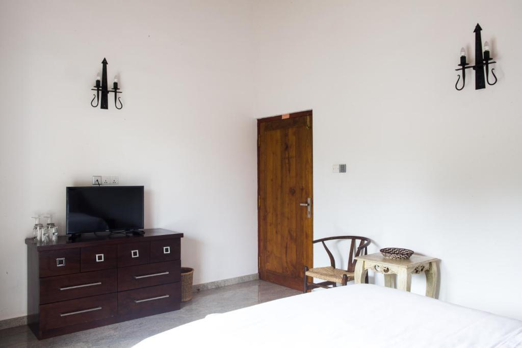 Villa White Queen