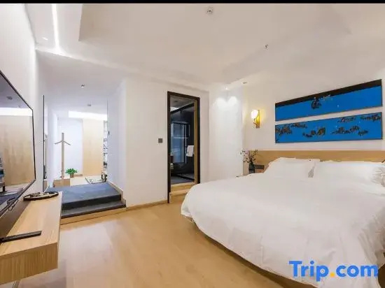 2 Bedrooms Double Family Suite (twin beds)