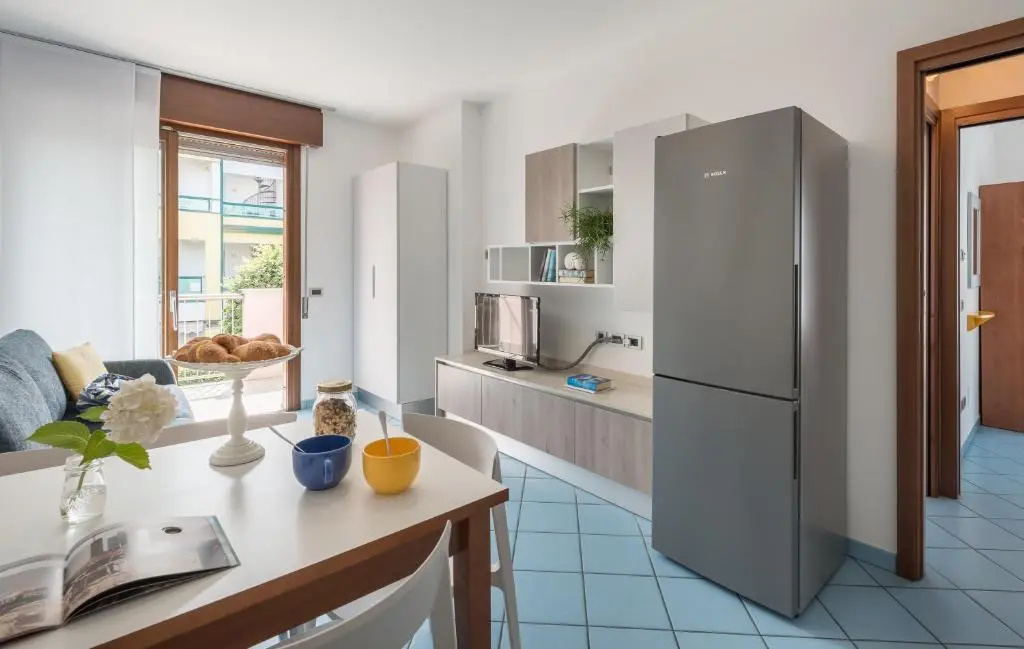 2 Bedrooms Apartment