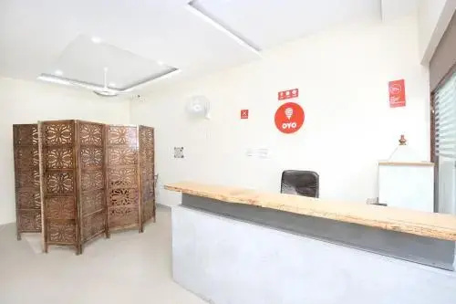 Hotel G R highway by OYO Rooms