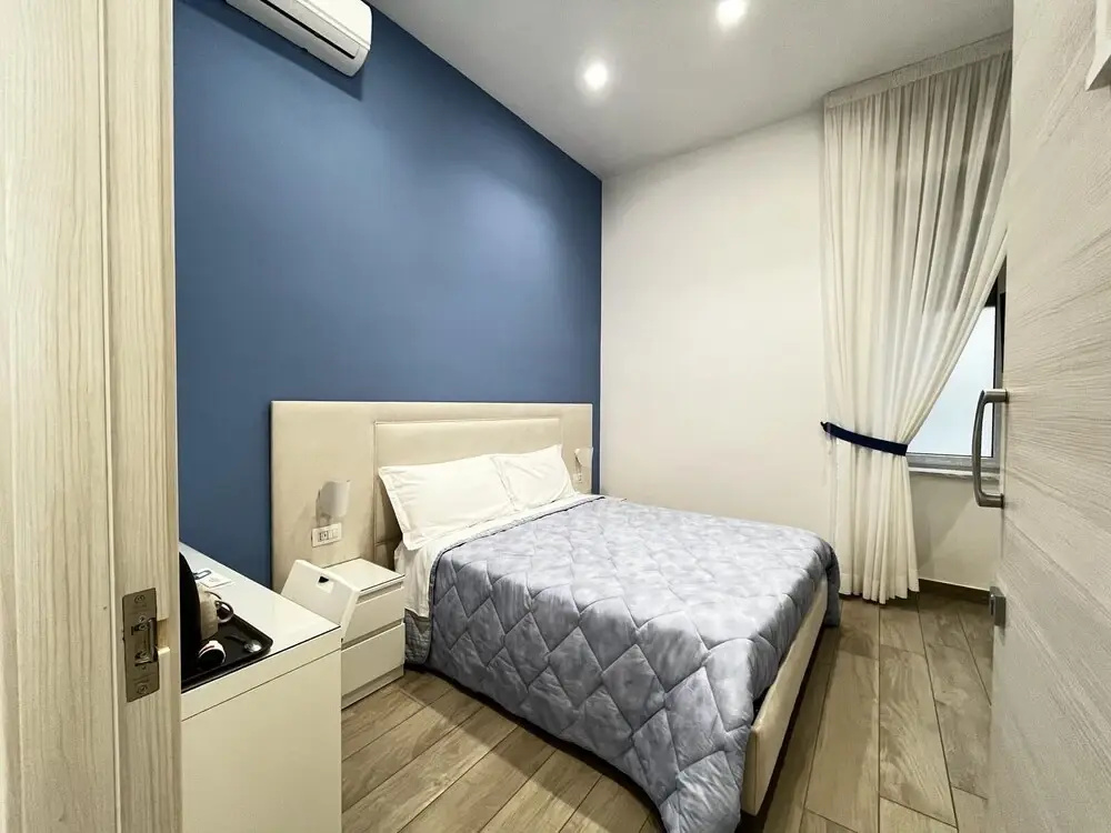 Classic Double room (full double bed)