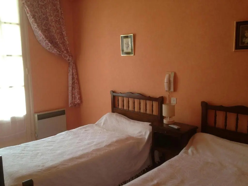 Standard Double room (twin beds)
