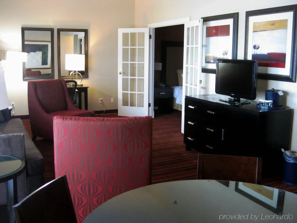 Sheraton Grand Rapids Airport Hotel — фото 3