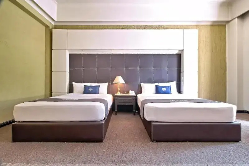 Executive Quadruple Suite with balcony