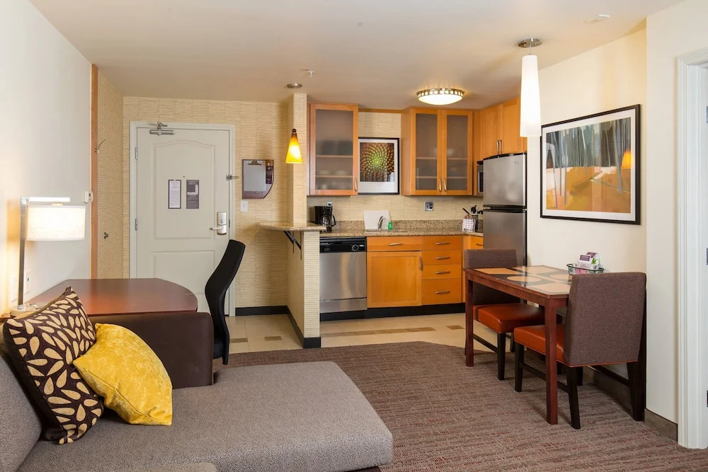Residence Inn by Marriott Springfield Old Keene Mill - Chambres