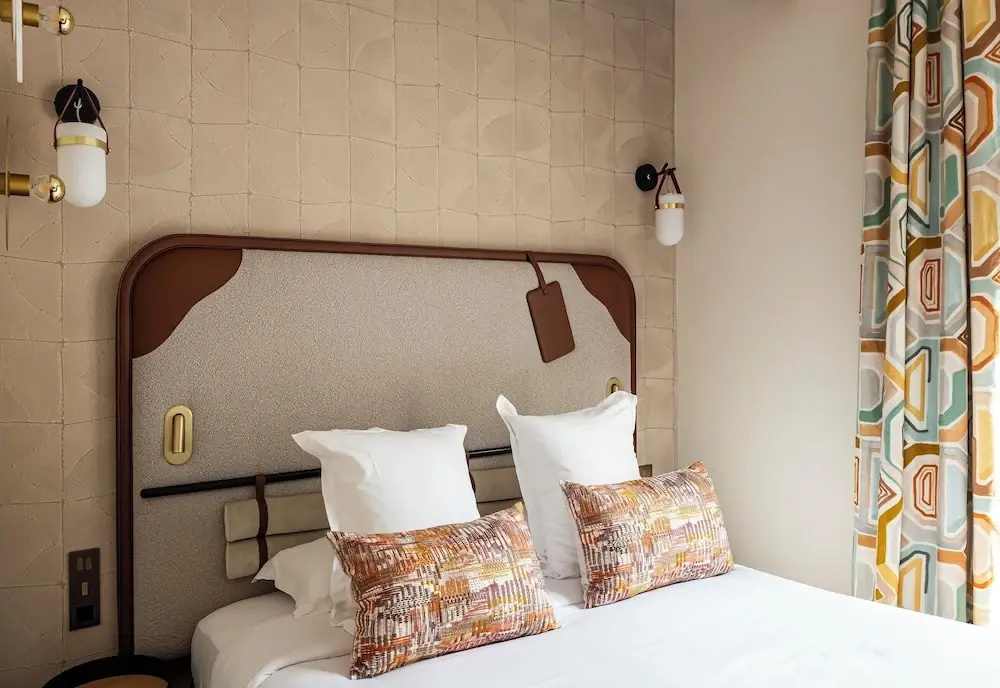 Premium room
