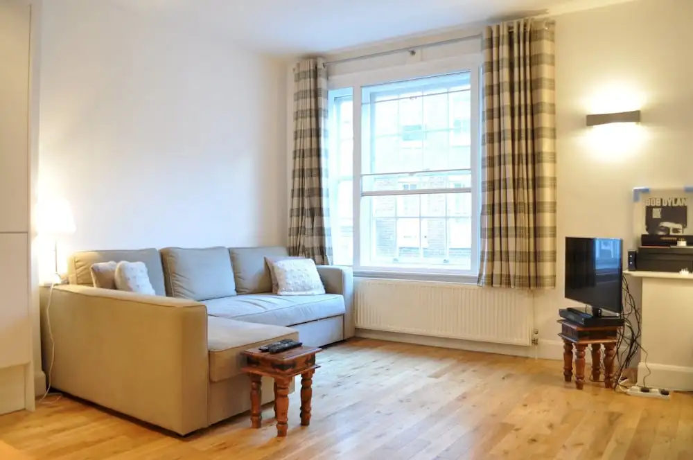 Central 1 Bedroom Flat in Farringdon