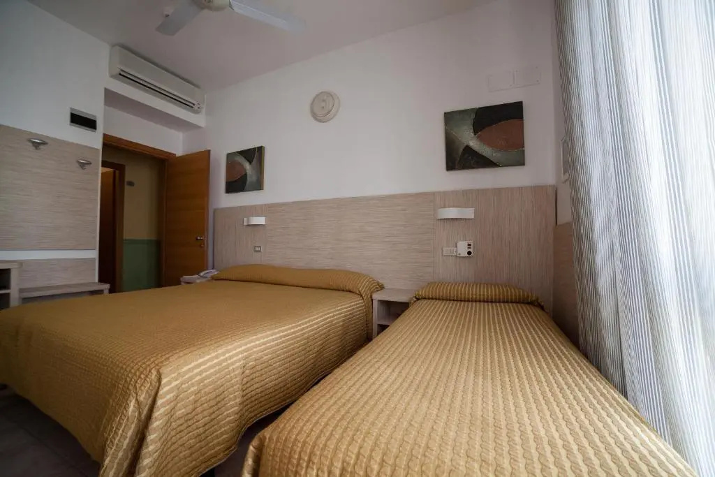 Hotel Plaza - Chambres