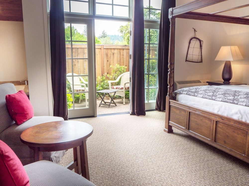 McCully House Inn