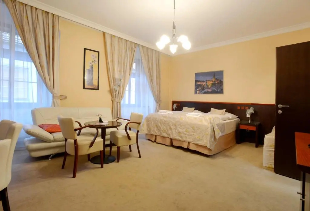 Hotel Grand - Chambres