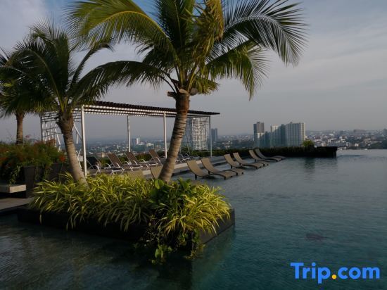 Номер Luxury в The Riviera Wongamat Hong Apartment