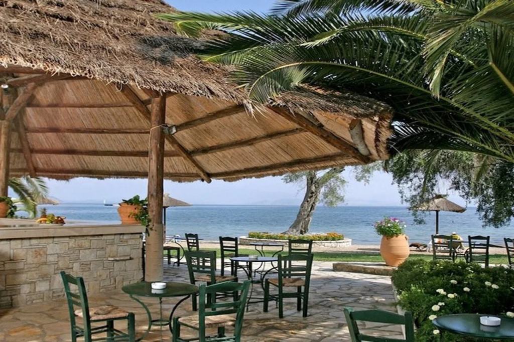 Beach & Waterfront