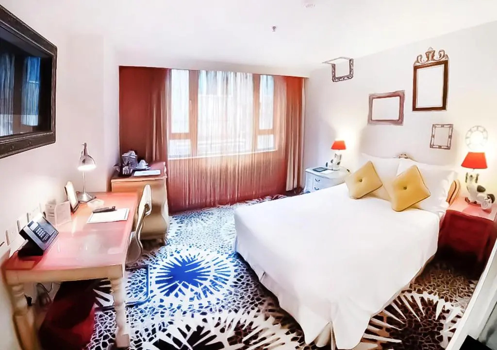 The Luxe Manor - Chambres