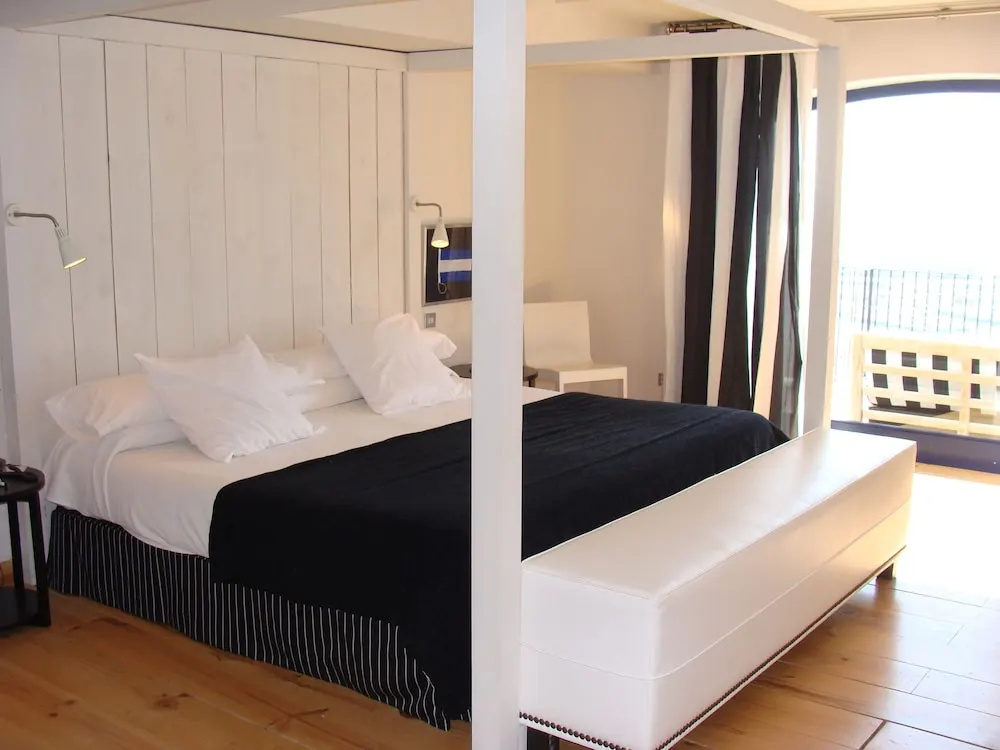 Standard Double room with balcony and with view (full double bed)