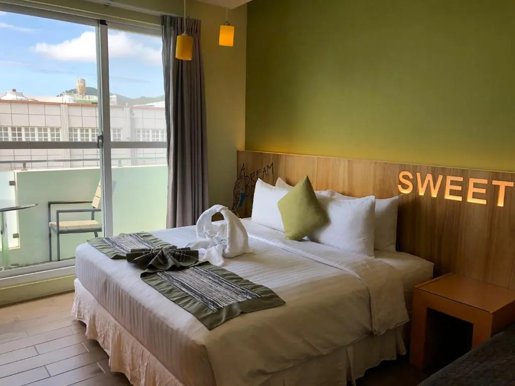 Standard Double room with balcony (full double bed)