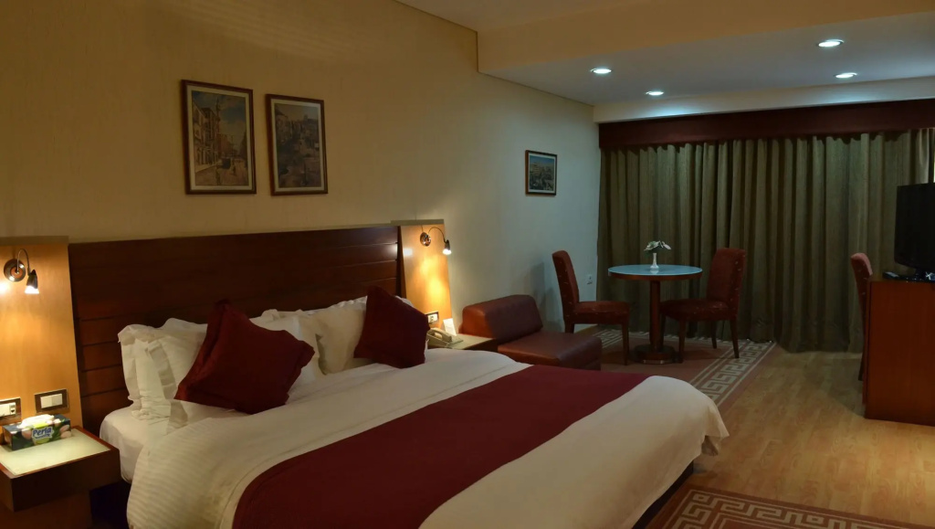 Hotel photo 11