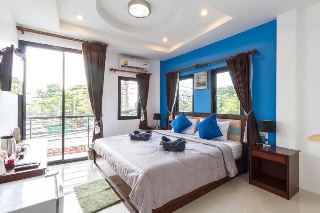 Hotel photo 12