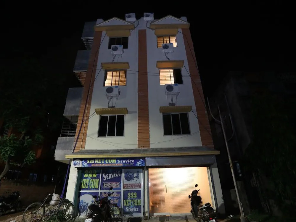 OYO 14633 Lakeview Guest House