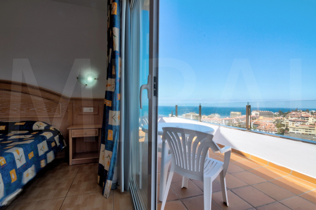 Balcony & Terrace