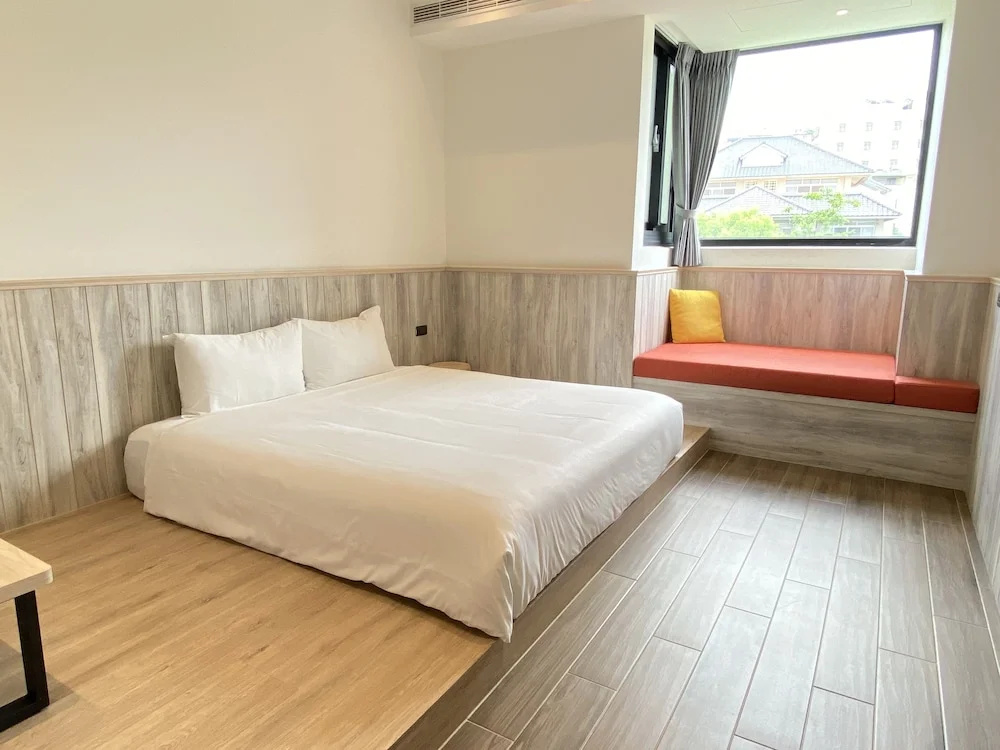 Standard Double room (full double bed)