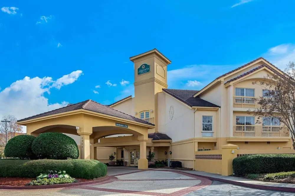 # 941 La Quinta Inn & Suites