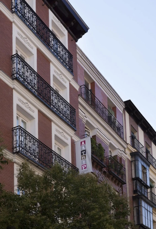Standard Triple room with balcony