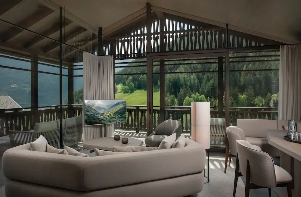 Deluxe Chalet with mountain view