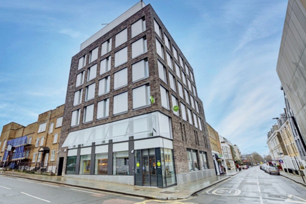 hub by Premier Inn London West Brompton hotel image