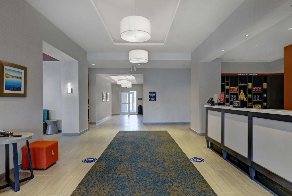 1 Bedroom Double Suite (full double bed)