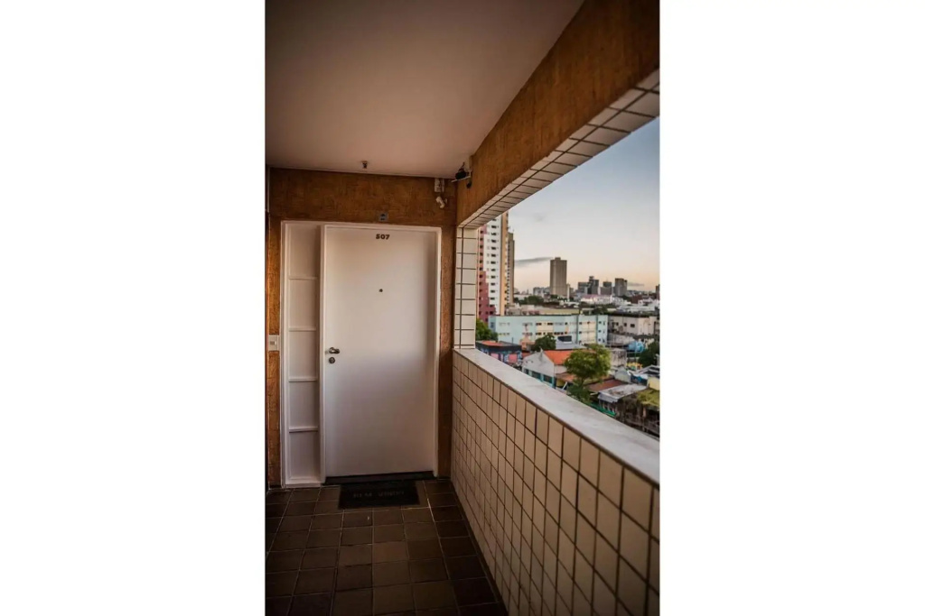 507 Lindo Flat mobiliado com vista lateral mar na Praia de Iracema
