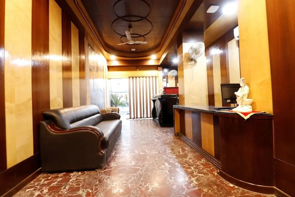 Hotel Rahul Palace by OYO Rooms