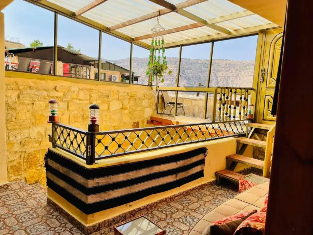 Dana Moon Hotel