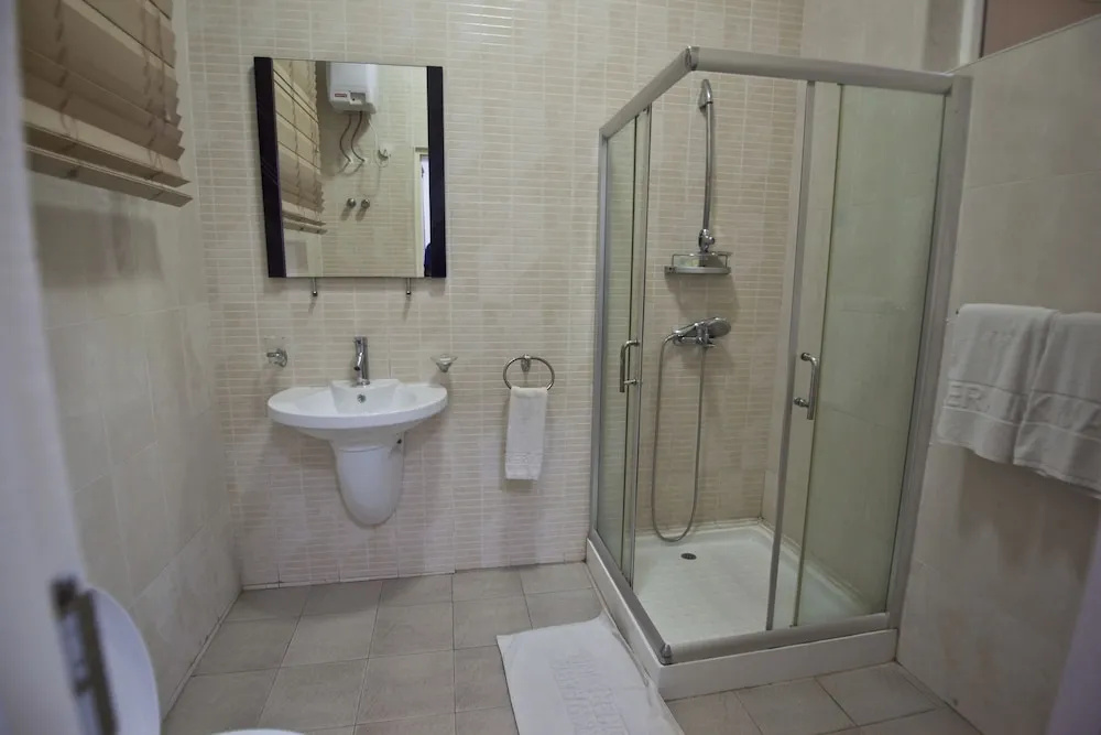 Okera Inn - Chambres