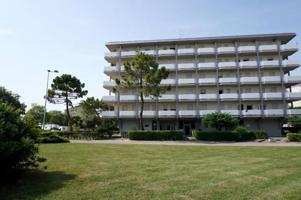 Flat With a Partial sea View