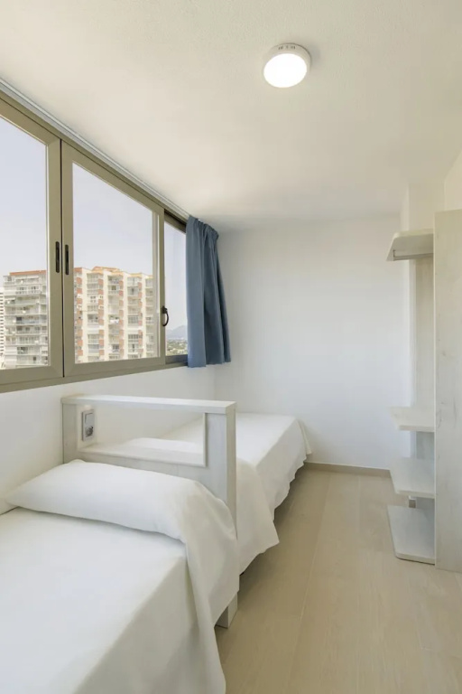 2 Bedrooms Apartment with balcony