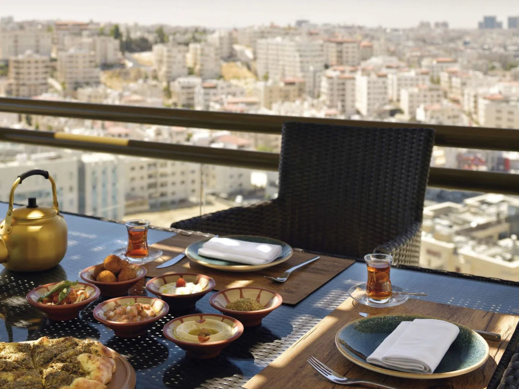 Movenpick Hotel Amman (ex Holiday Inn Amman)