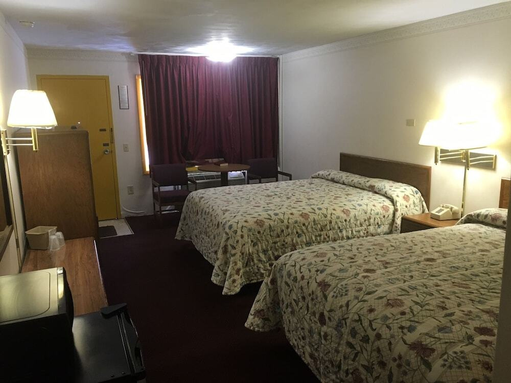 Red Carpet Inn North East
