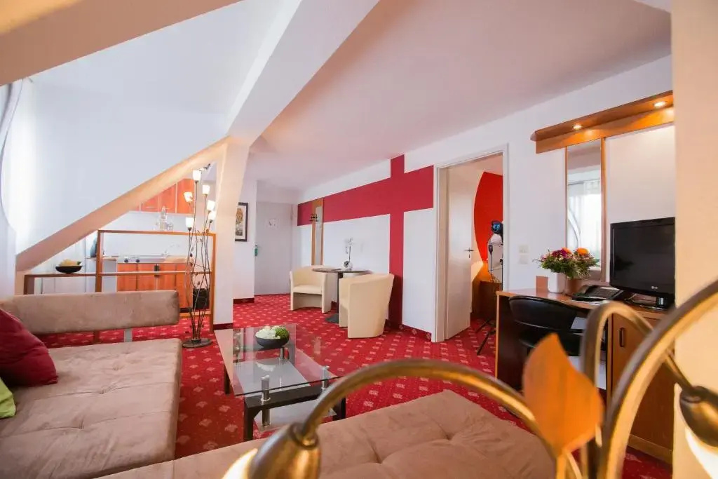 Suite with city view