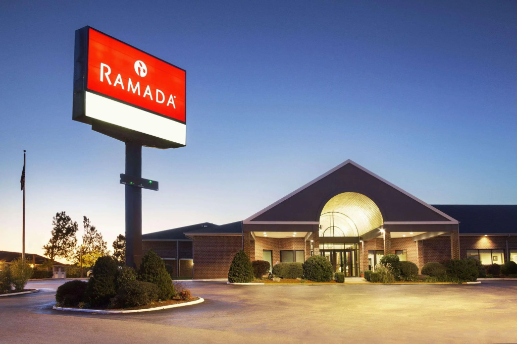 Ramada by Wyndham Batesville - фото 16