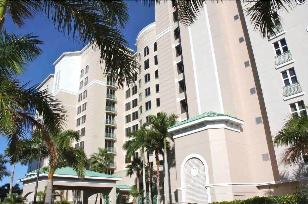 Waterside 554 - Monthly 2 Bedroom Condo