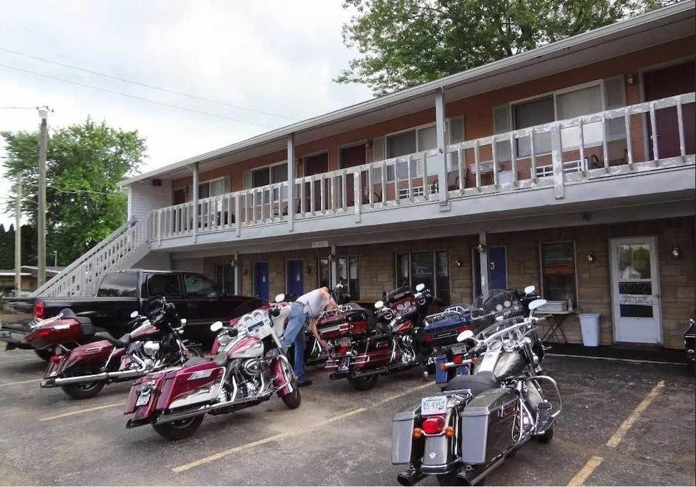 L&M Bikers Motel