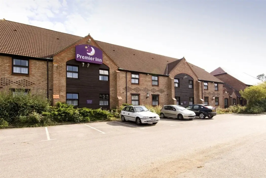 Premier Inn Bridgend - M4 J35