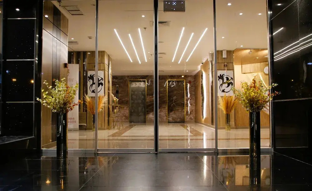 Plaza Athenee Hotel Kuwait - фото 29