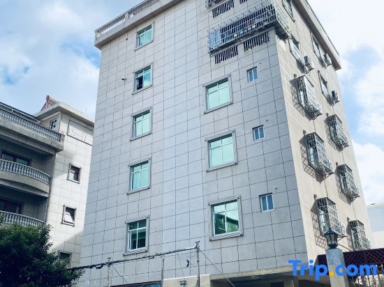 Beihai Meilian Redwood Theme Apartment in Beihai