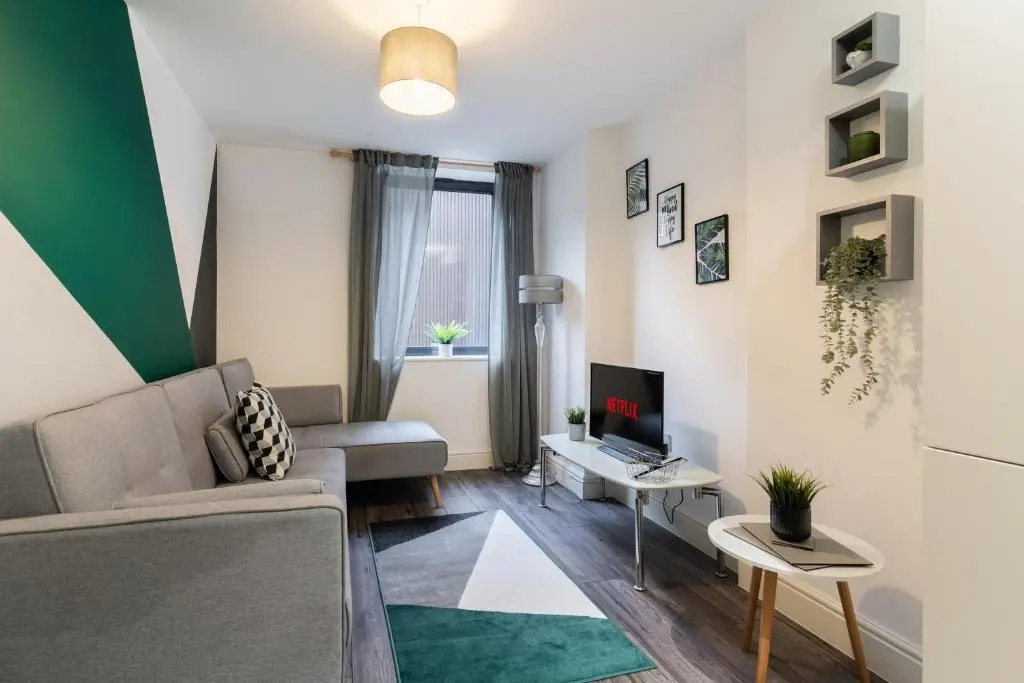 Deluxe Apartment