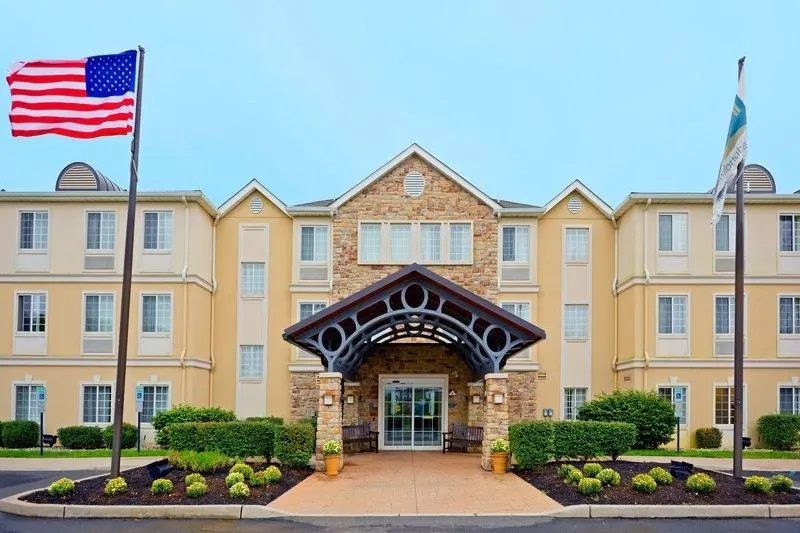 Staybridge Suites Cranbury by IHG - Chambres