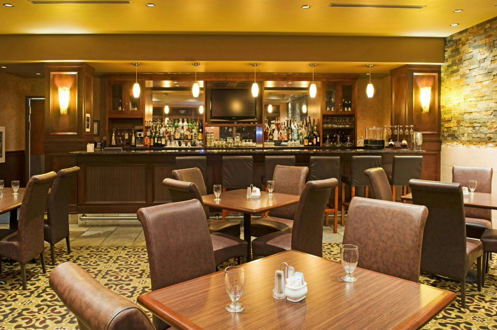 Holiday Inn Hotel & Suites West Edmonton by IHG - Général