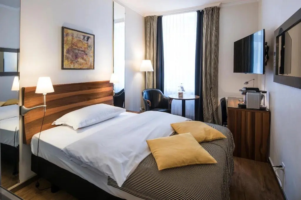 Central Plaza Hotel - Chambres